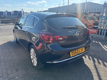 Used Vauxhall Astra 2013 for sale - 75665215: Photo