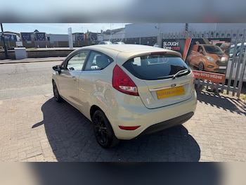 Used Ford Fiesta 2010 for sale - 79087613: Photo