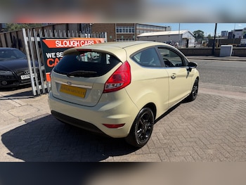 Used Ford Fiesta 2010 for sale - 79087613: Photo