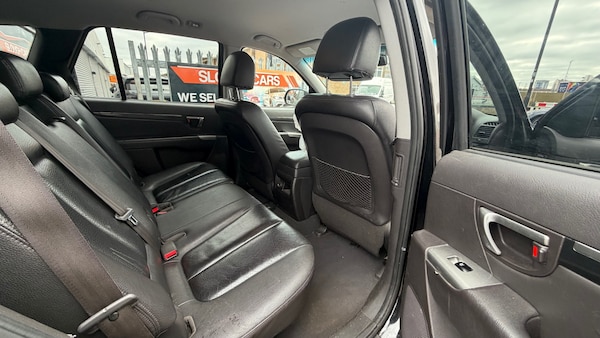 Used Hyundai Santa Fe 2011 for sale - 76230767: Photo 5