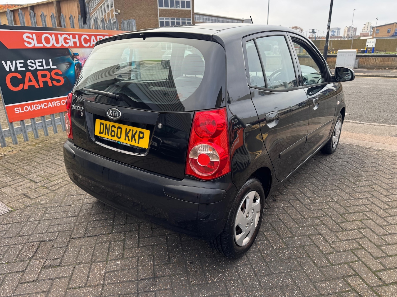 Used Kia Picanto 2010 for sale - 76504648: Photo 4