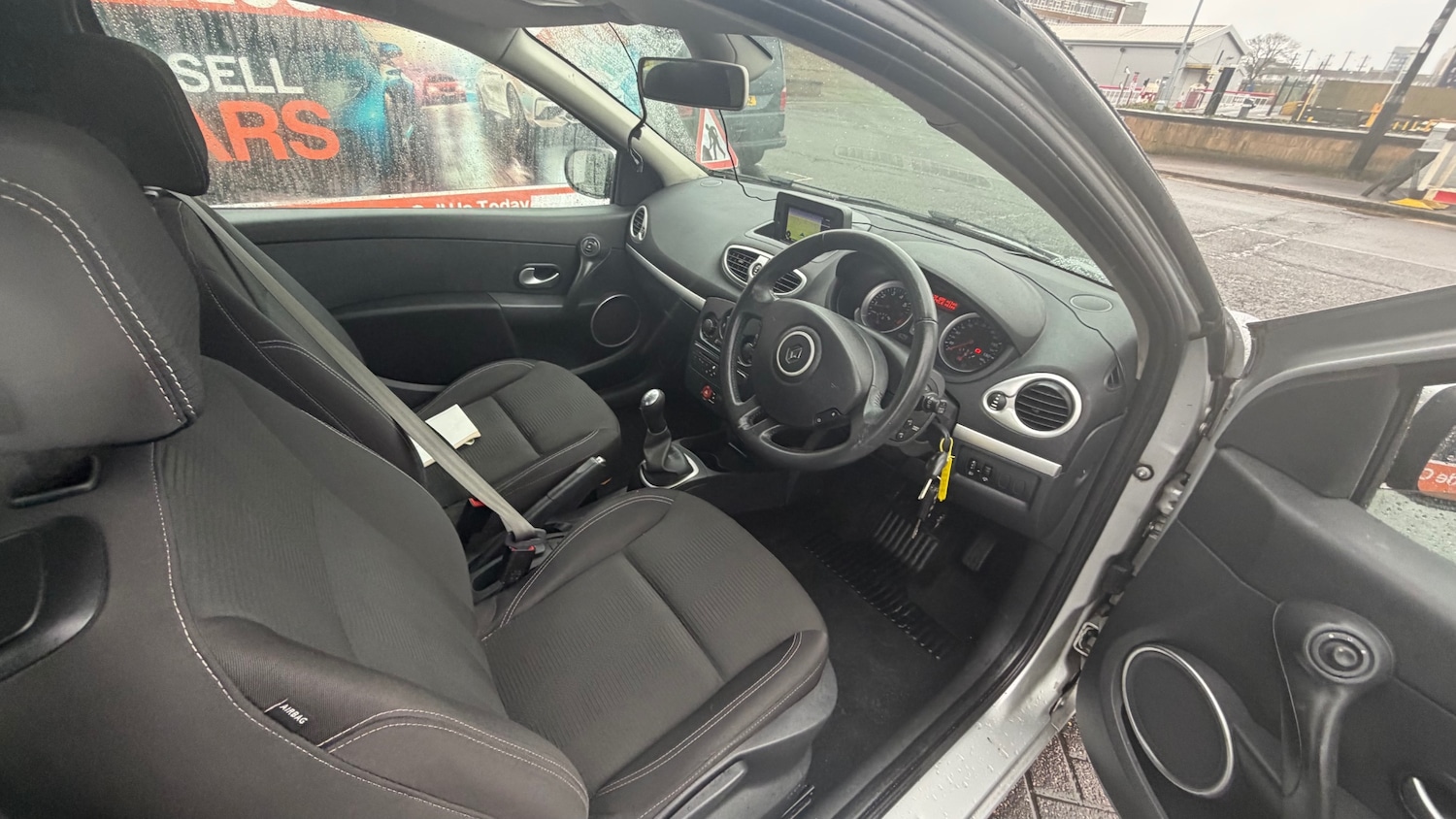 Used Renault Clio 2009 for sale - 77272380: Photo 6