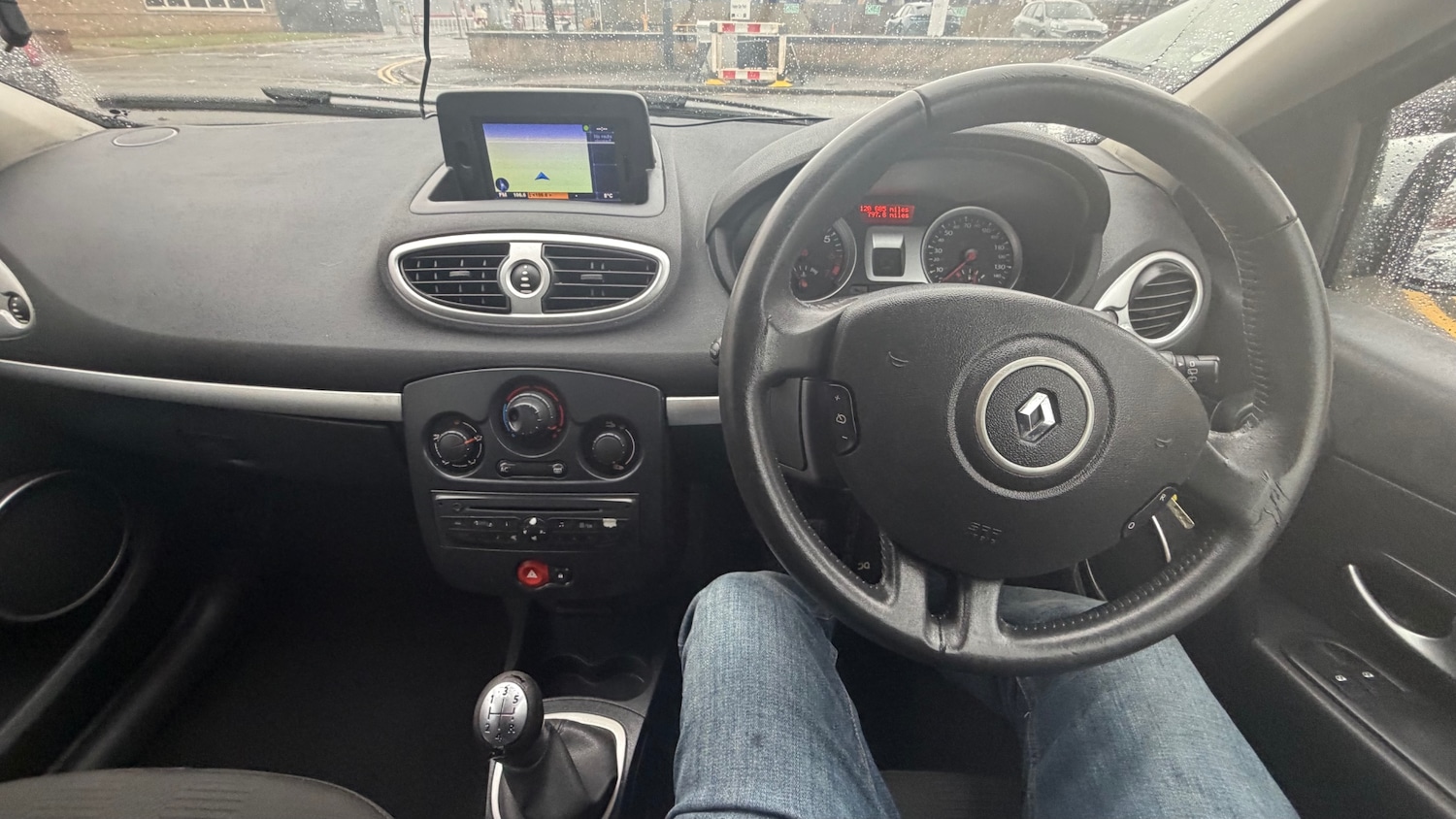 Used Renault Clio 2009 for sale - 77272380: Photo 7