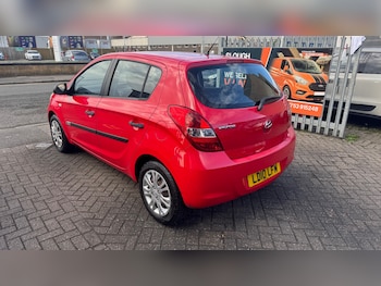 Used Hyundai i20 2010 for sale - 75918151: Photo