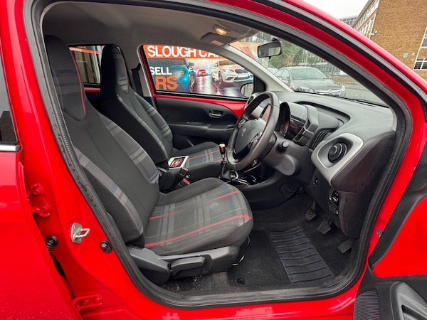 Used Peugeot 108 2014 for sale - 76231148: Photo 6