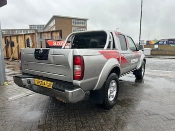 Used Nissan Navara 2004 for sale - 77001017: Photo
