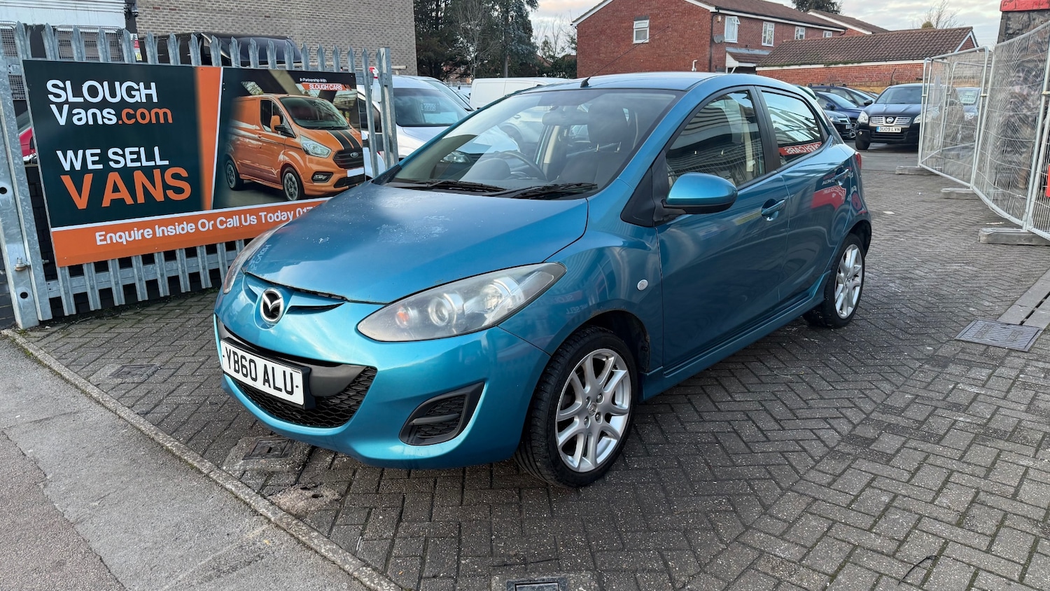 Used Mazda Mazda2 2011 for sale - 77354009: Photo 2