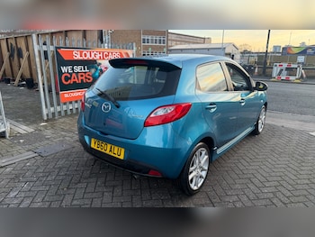 Used Mazda Mazda2 2011 for sale - 77354009: Photo