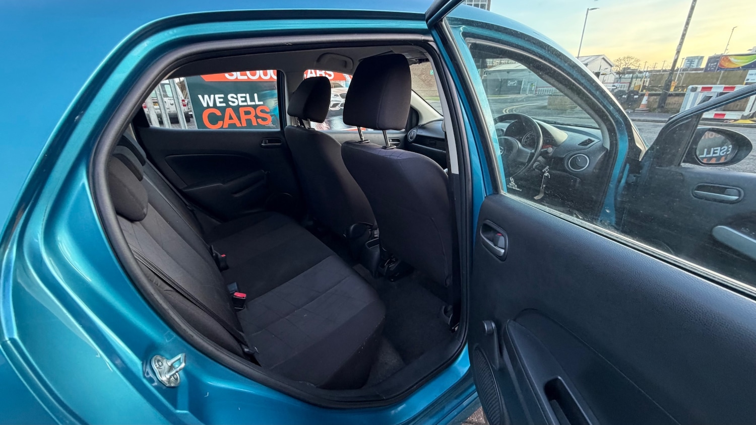 Used Mazda Mazda2 2011 for sale - 77354009: Photo 5