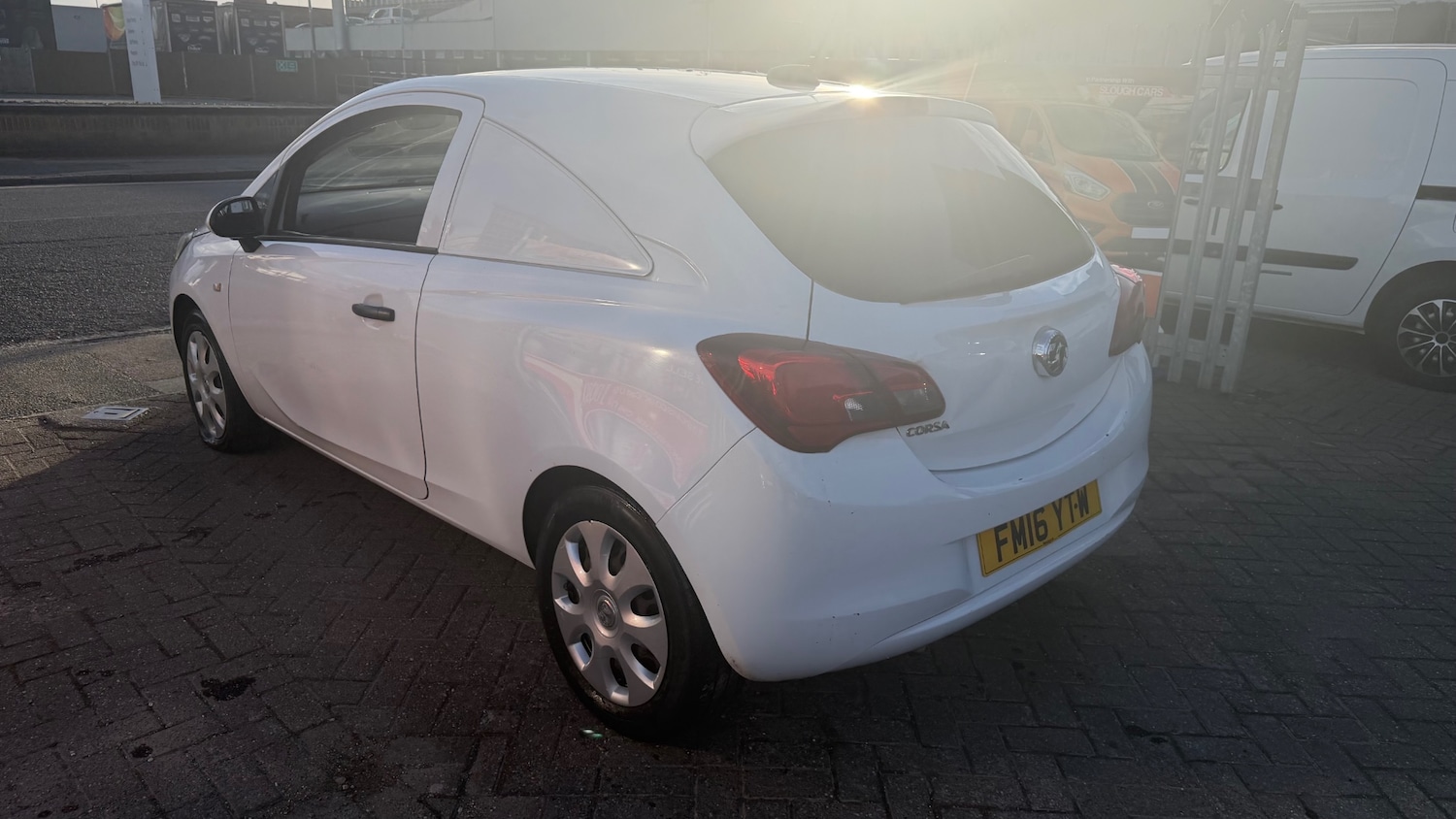 Used Vauxhall Corsa 2016 for sale - 77877976: Photo 3