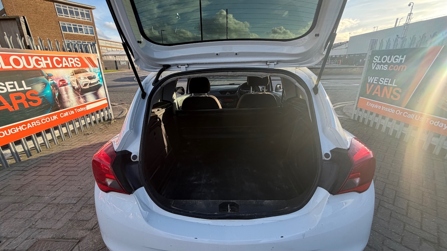 Used Vauxhall Corsa 2016 for sale - 77877976: Photo 5