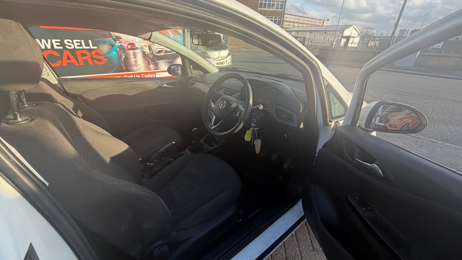 Used Vauxhall Corsa 2016 for sale - 77877976: Photo 6