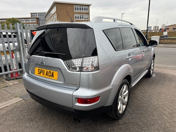 Used Mitsubishi Outlander 2011 for sale - 76076115: Photo 4