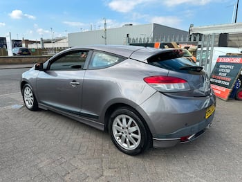 Used Renault Megane 2010 for sale - 79637891: Photo