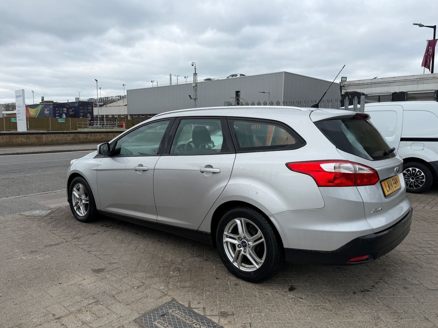 Used Ford Focus 2014 for sale - 78108078: Photo 3