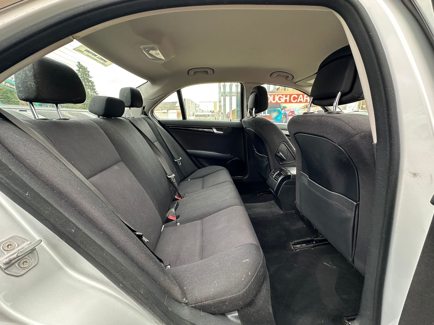 Used Mercedes-Benz C Class 2010 for sale - 77640071: Photo 5