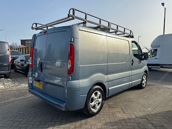Used Vauxhall Vivaro 2011 for sale - 77766589: Photo