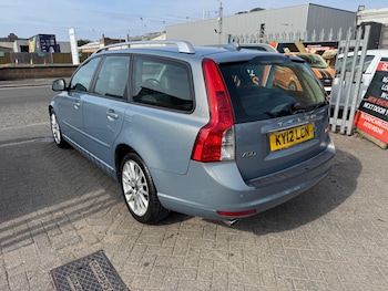 Used Volvo V50 2012 for sale - 79307723: Photo