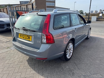 Used Volvo V50 2012 for sale - 79307723: Photo