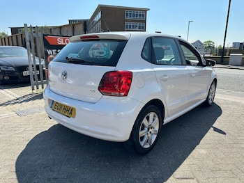 Used Volkswagen Polo 2011 for sale - 78389887: Photo