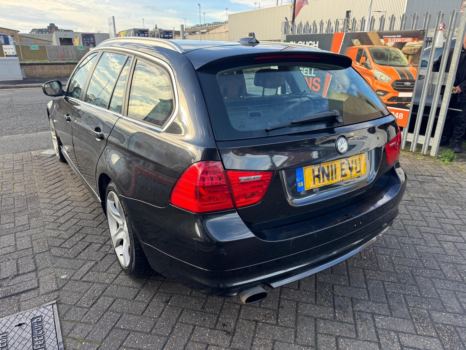 Used BMW 3 Series 2011 for sale - 76461306: Photo 3