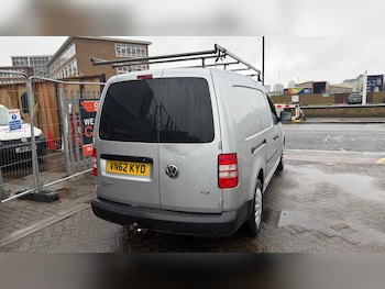 Used Volkswagen Caddy Maxi 2012 for sale - 77337033: Photo