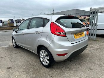 Used Ford Fiesta 2010 for sale - 77998464: Photo