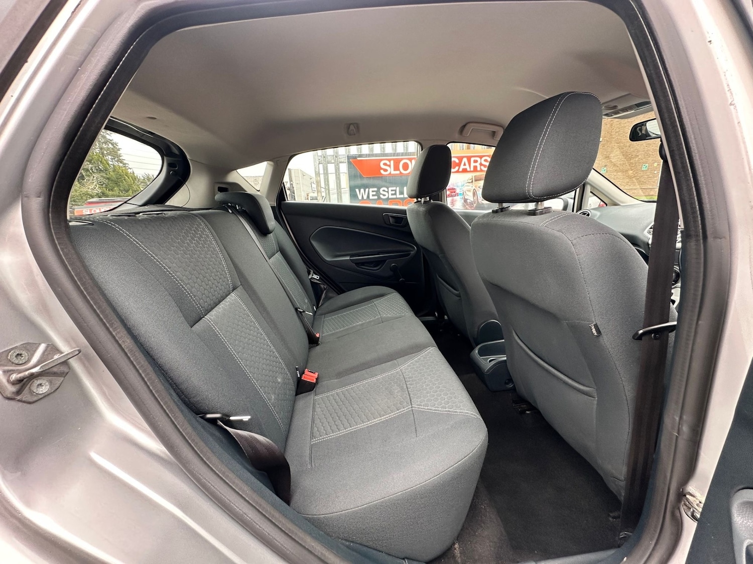 Used Ford Fiesta 2010 for sale - 77998464: Photo 5