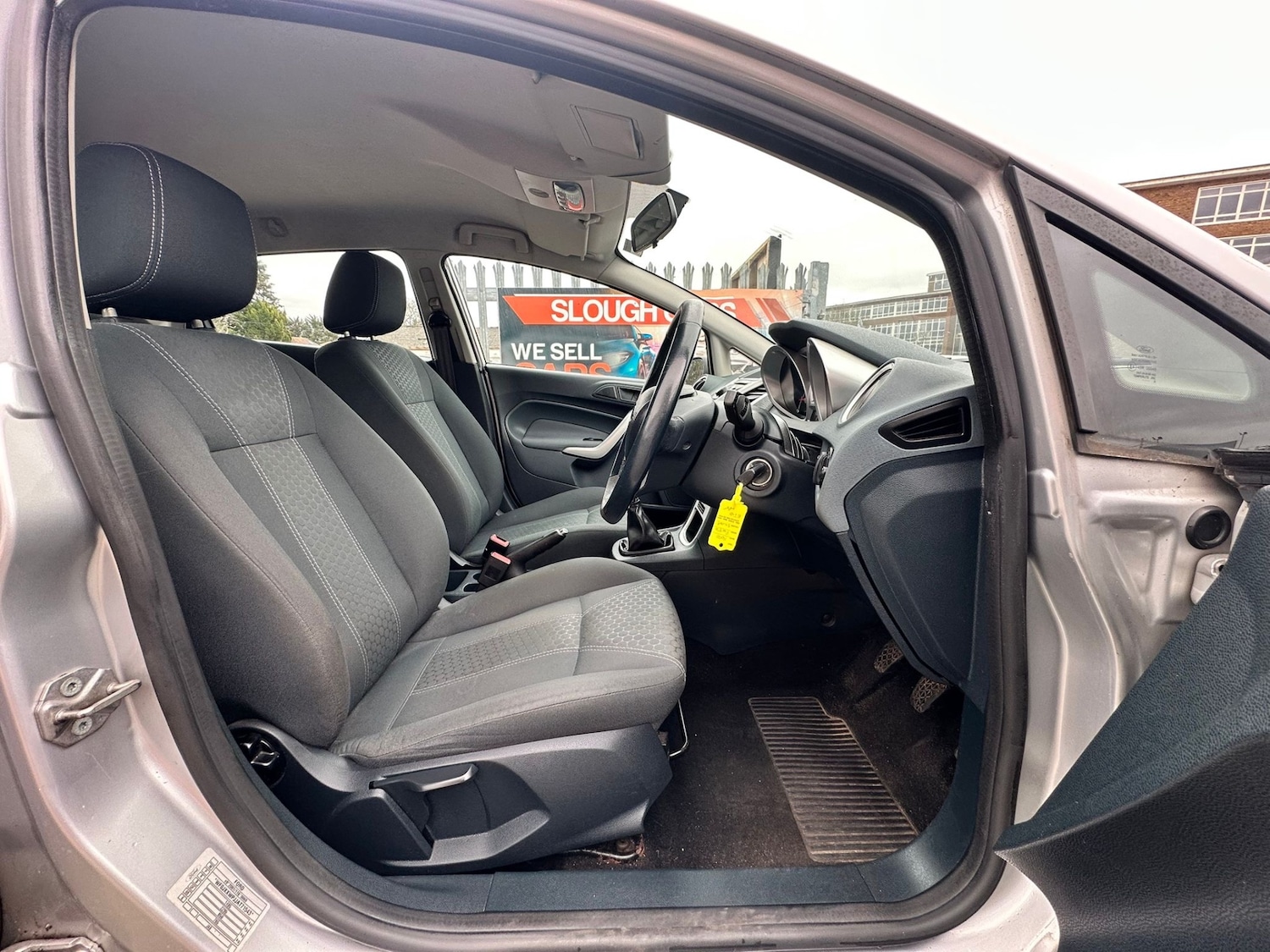 Used Ford Fiesta 2010 for sale - 77998464: Photo 6