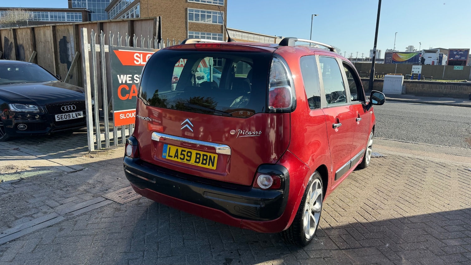 Used Citroen C3 Picasso 2010 for sale - 77918055: Photo 4