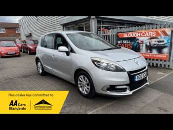 2012 (12) - 1.6 dCi Dynamique TomTom Energy 5dr