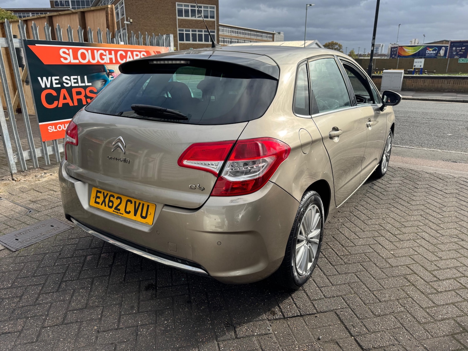 Used Citroen C4 2012 for sale - 76182528: Photo 4