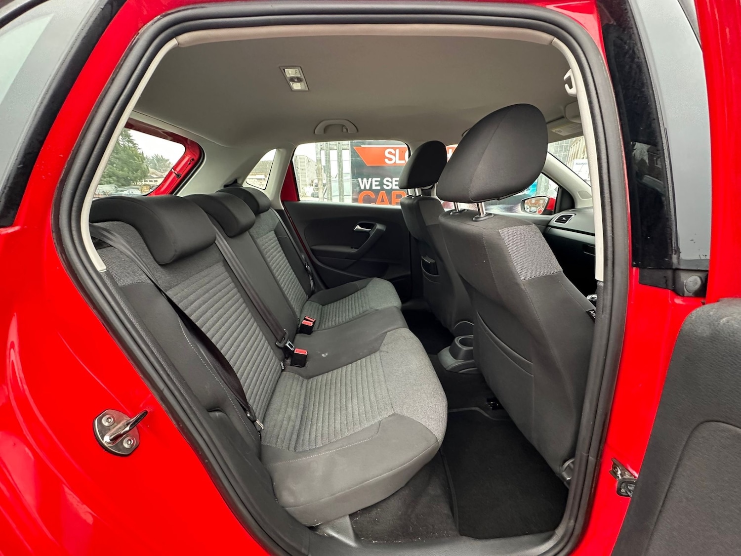 Used Volkswagen Polo 2010 for sale - 77790405: Photo 5