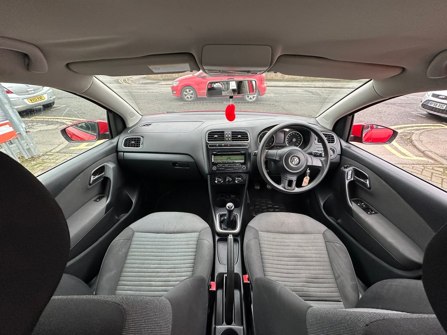 Used Volkswagen Polo 2010 for sale - 77790405: Photo 7