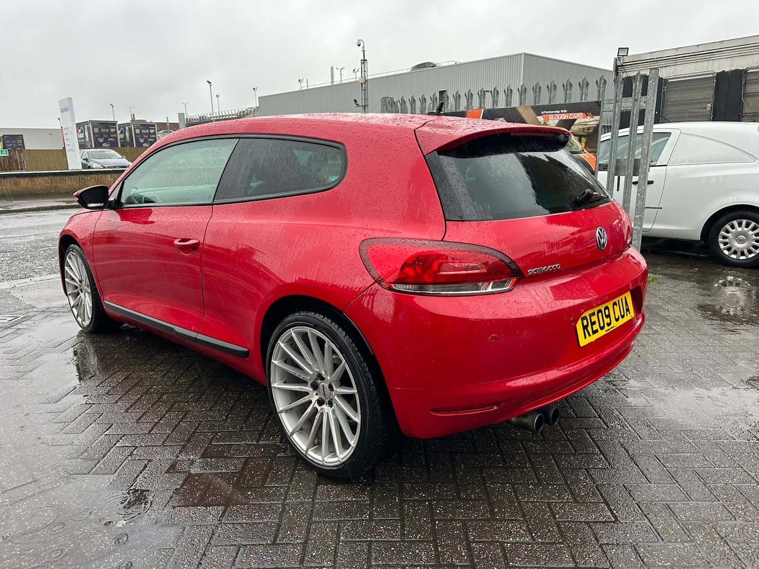 Used Volkswagen Scirocco 2009 for sale - 76984245: Photo 3