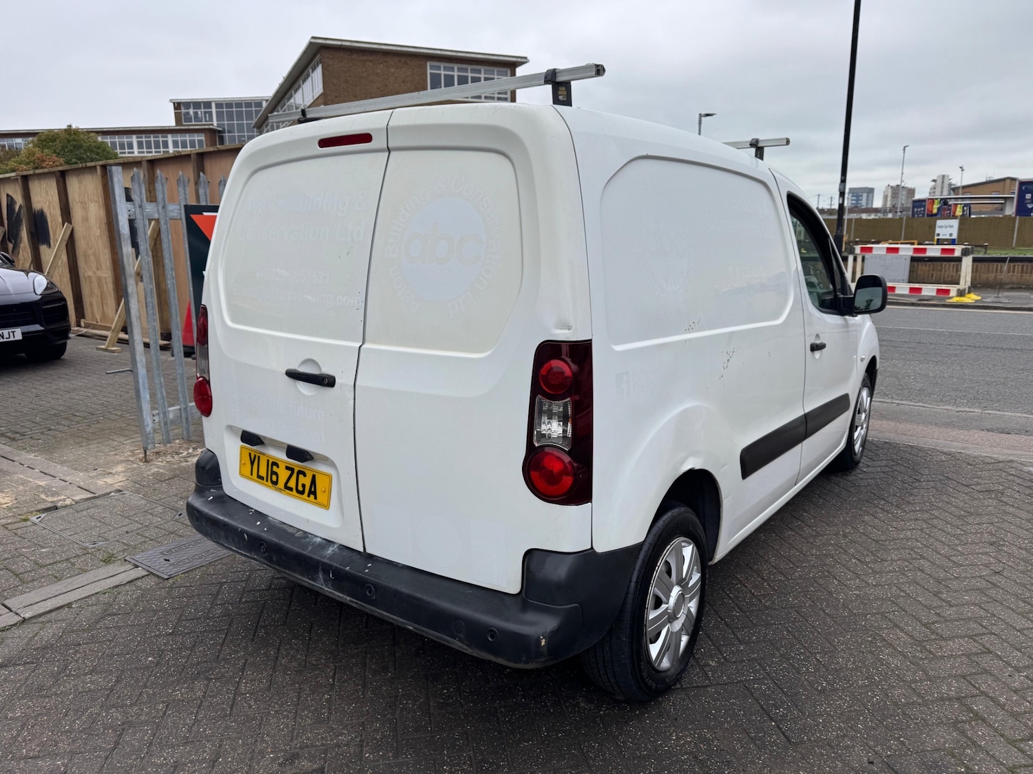 Used Peugeot Partner 2016 for sale - 76216943: Photo 4