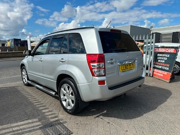 Used Suzuki Grand Vitara 2010 for sale - 79429782: Photo