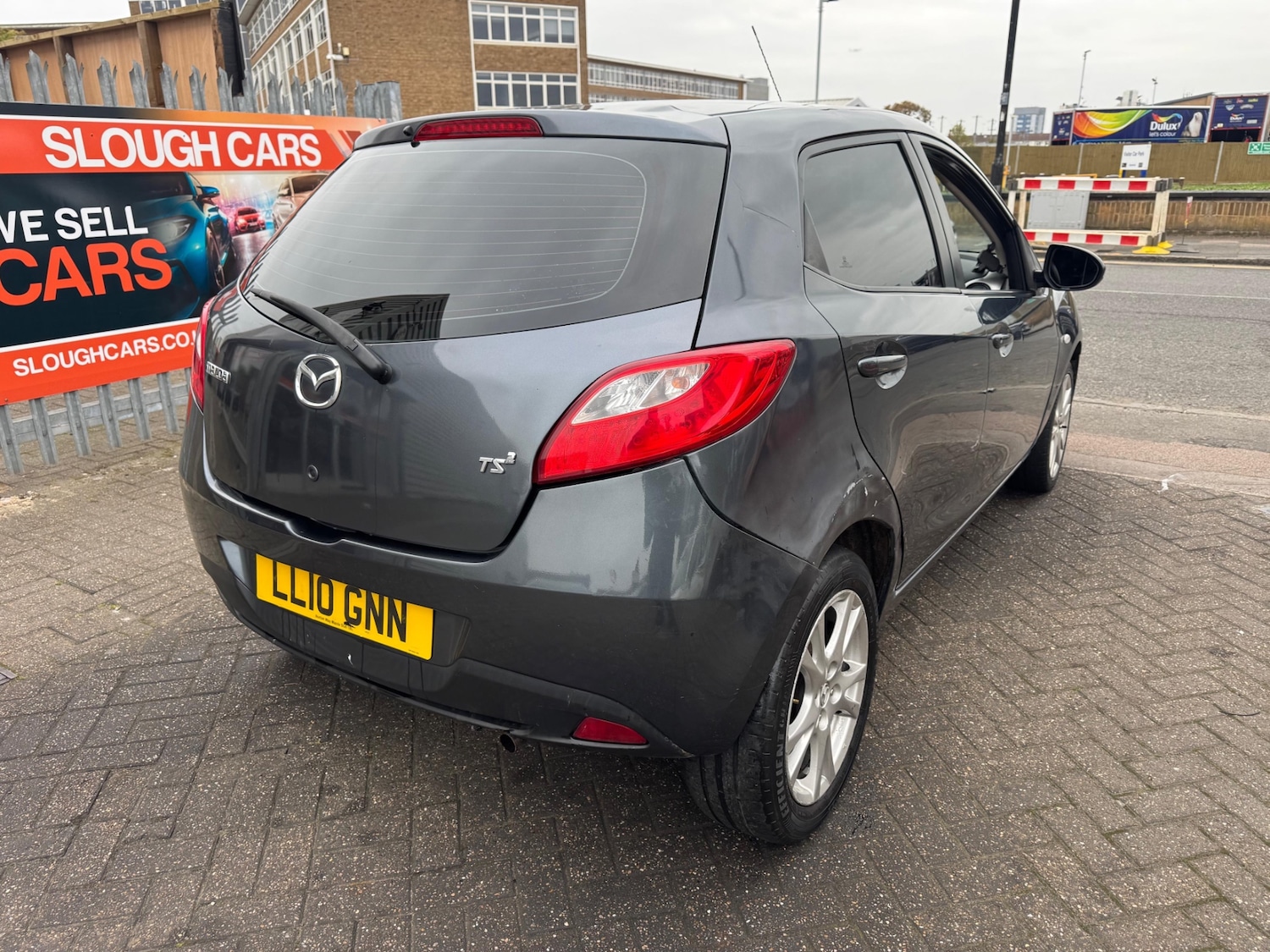Used Mazda Mazda2 2010 for sale - 76251763: Photo 4