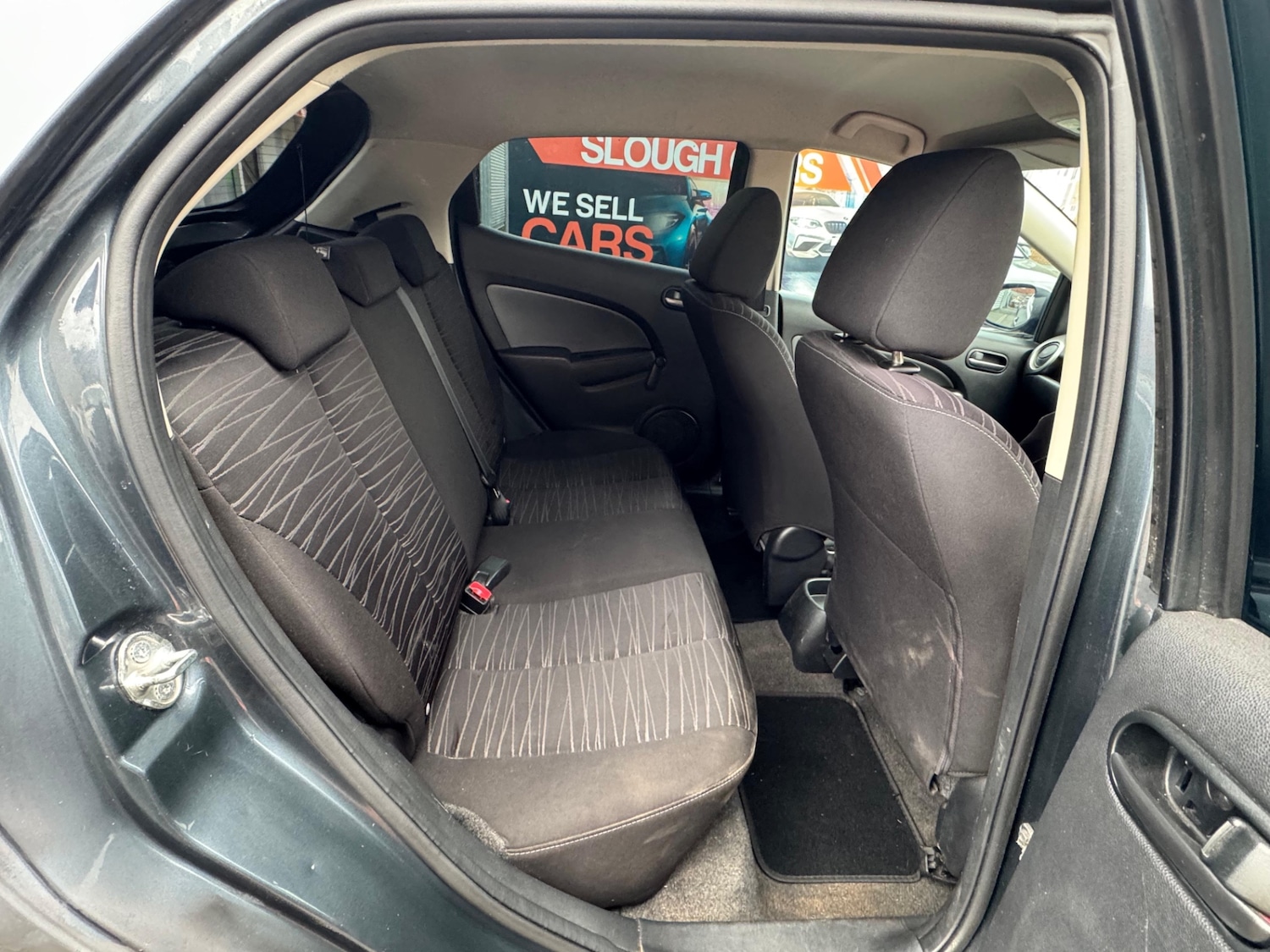 Used Mazda Mazda2 2010 for sale - 76251763: Photo 5