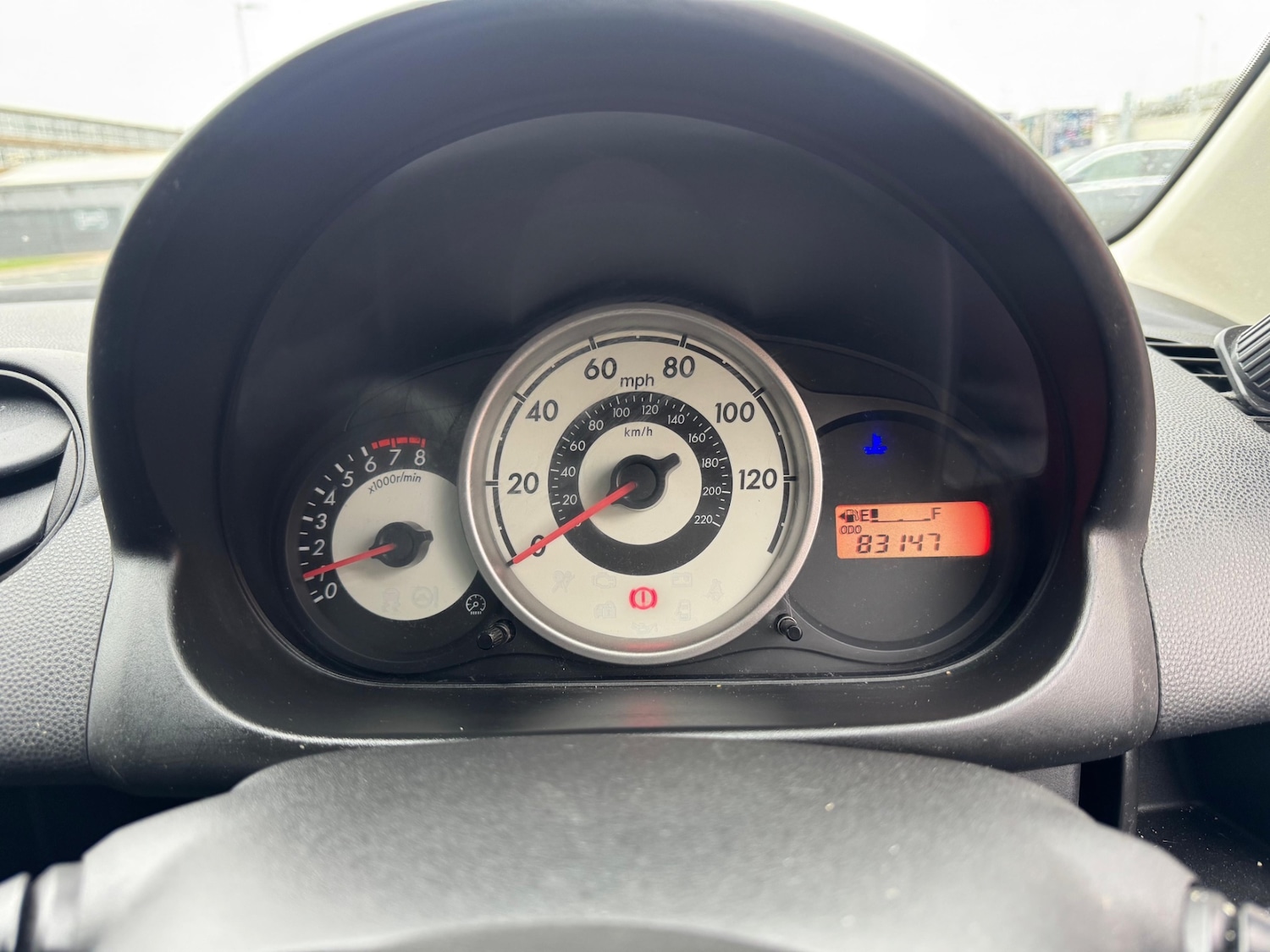 Used Mazda Mazda2 2010 for sale - 76251763: Photo 8