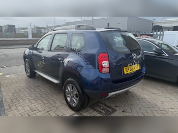 Used Dacia Duster 2015 for sale - 77873625: Photo