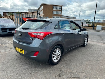 Used Hyundai i30 2015 for sale - 79430344: Photo