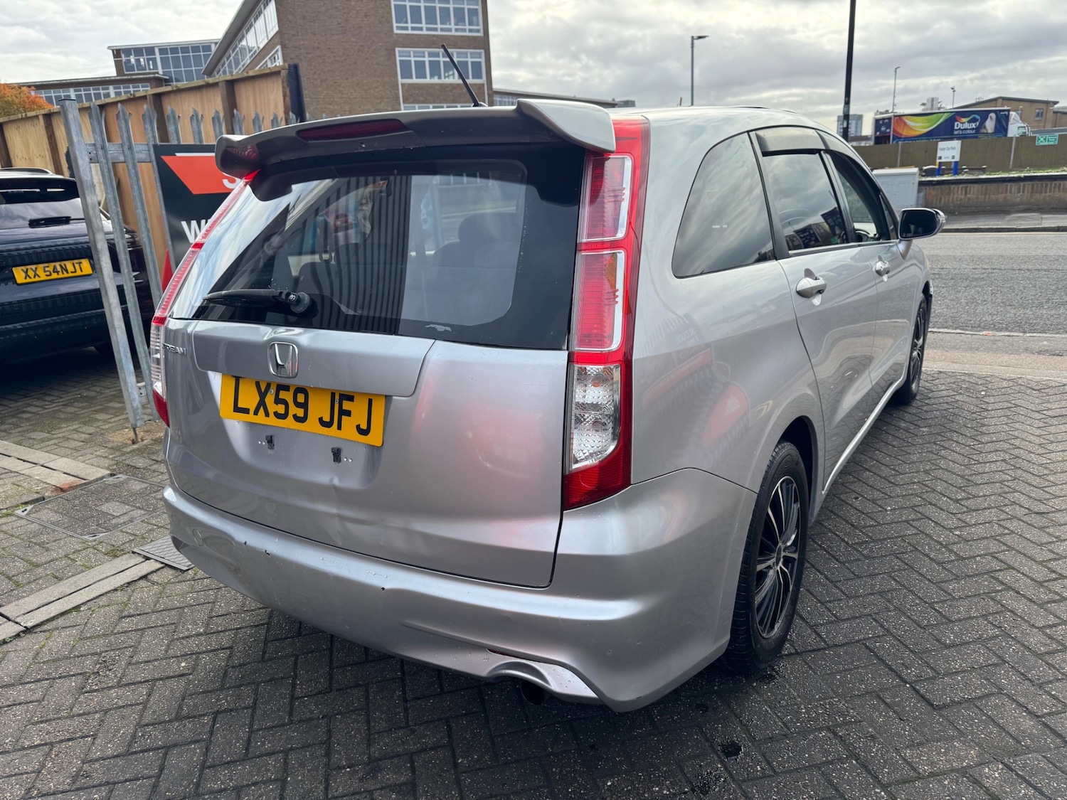 Used Honda Stream 2020 for sale - 76418424: Photo 4