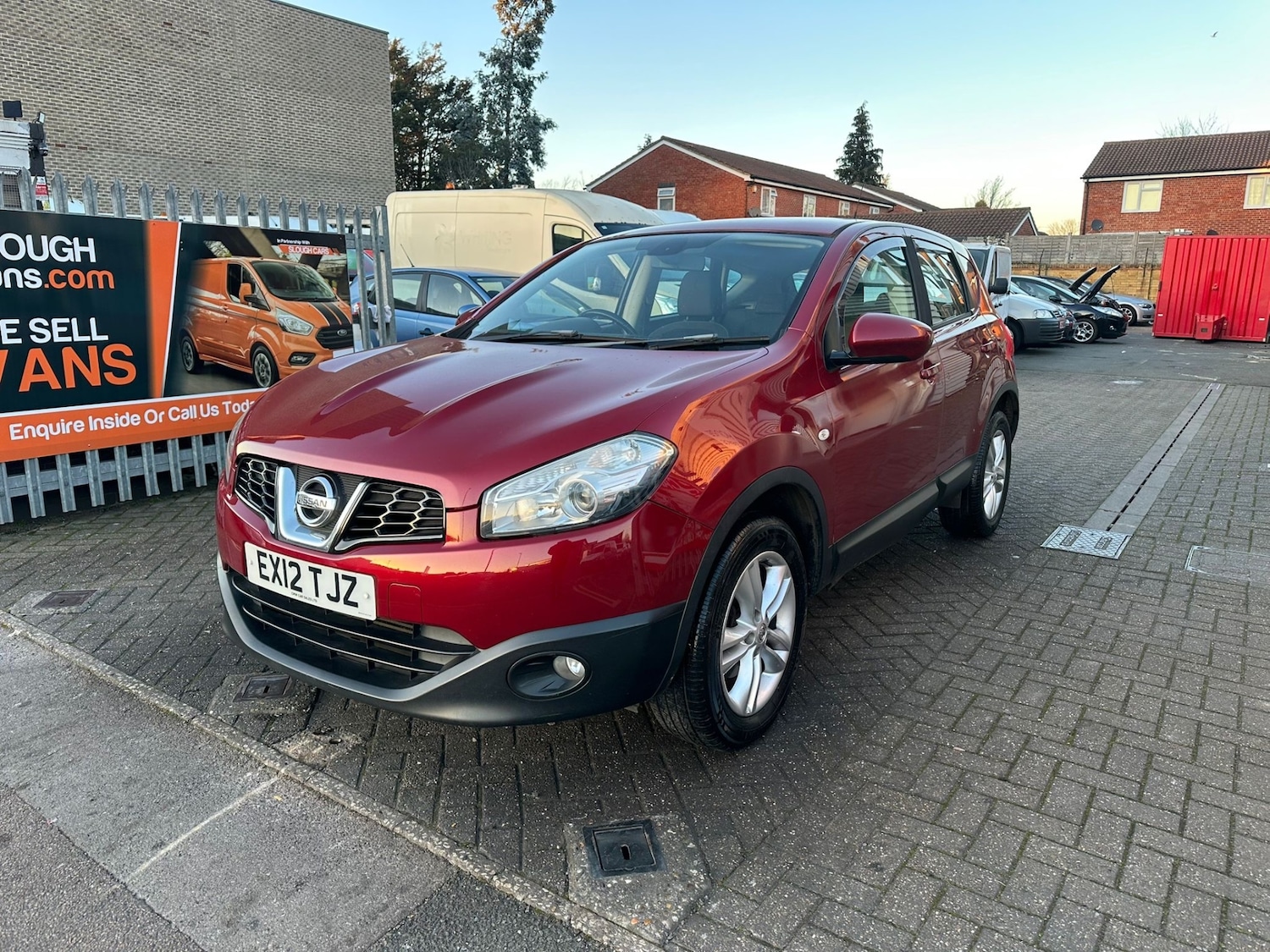 Used Nissan Qashqai 2012 for sale - 77106646: Photo 2