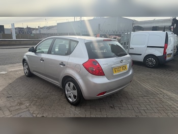 Used Kia Ceed 2007 for sale - 77877652: Photo