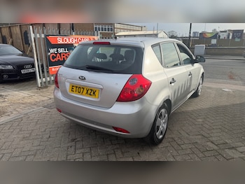 Used Kia Ceed 2007 for sale - 77877652: Photo