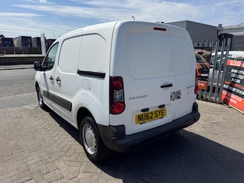 Used Peugeot Partner 2012 for sale - 79468933: Photo