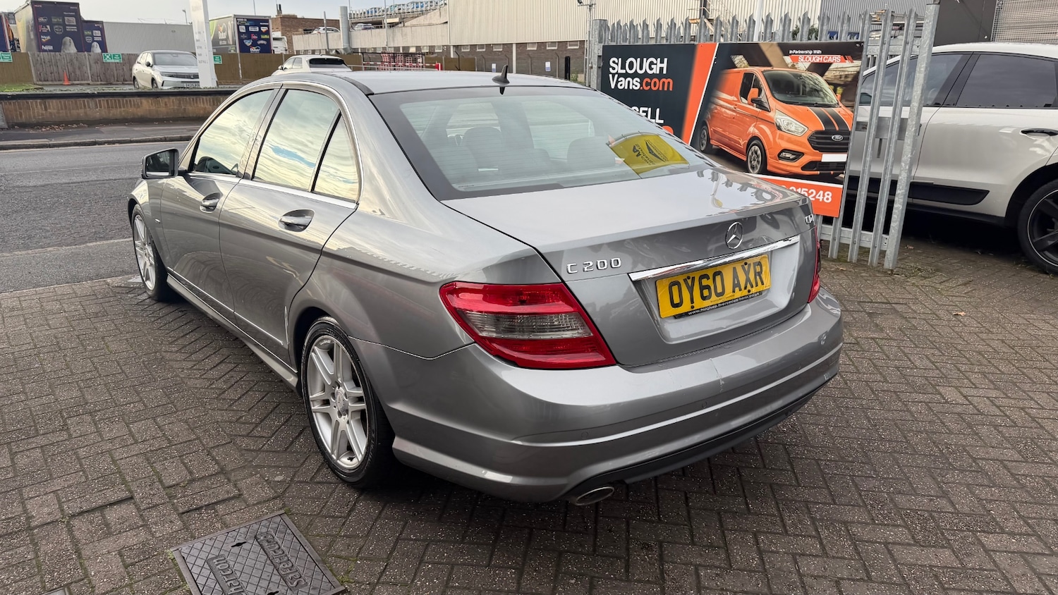 Used Mercedes-Benz C Class 2010 for sale - 76560118: Photo 3