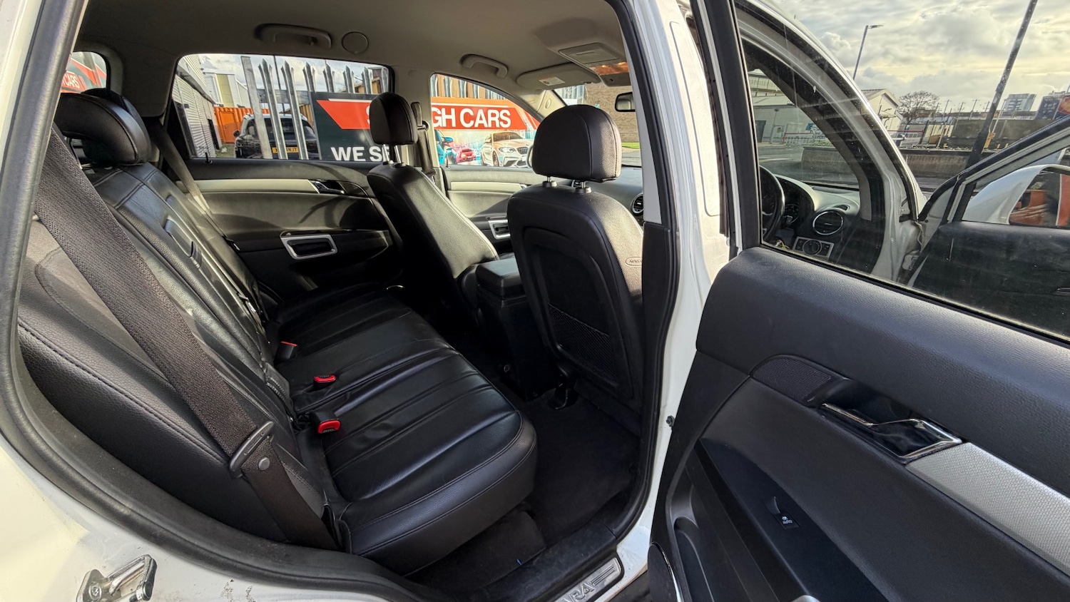 Used Vauxhall Antara 2011 for sale - 76568237: Photo 5