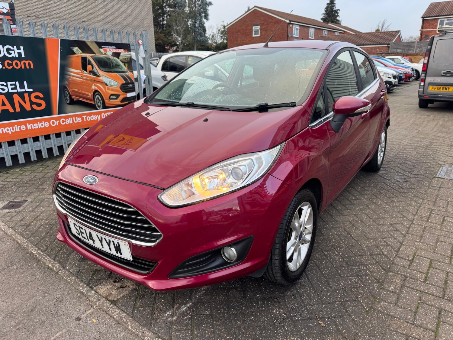 Used Ford Fiesta 2014 for sale - 76615704: Photo 2